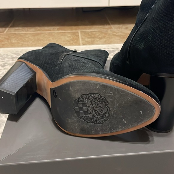 Vince Camuto Black Booties - Picture 3 of 5